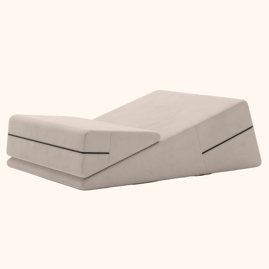 A cream colored Wedge Ramp Combo, Bedroom Furniture by Liberator against a white background.